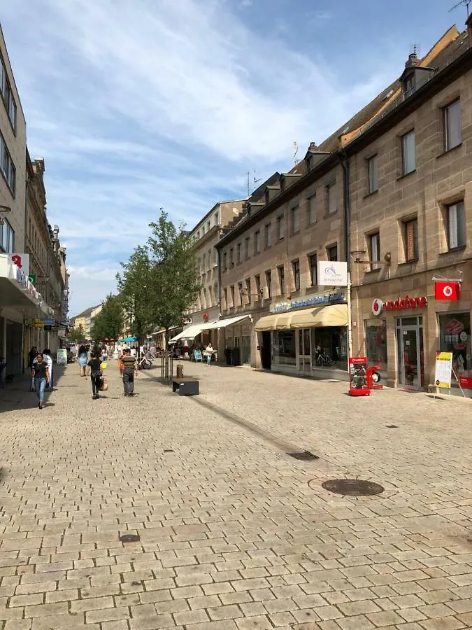 Downtown City - Privaterooms Fürth