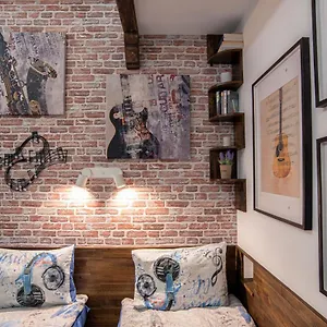 The Music House - Exclusive In The Heart Of By Flat Mаnager Sofía